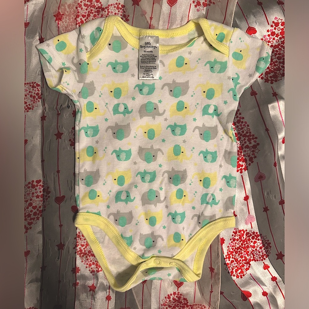 Baby body suit 0-3months